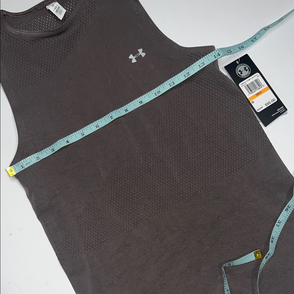 Under Armour Tank Top Women’s size Small - Picture 6 of 8
